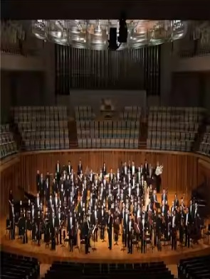 “芬兰颂”水蓝与中国爱乐乐团演绎西贝柳斯音乐会